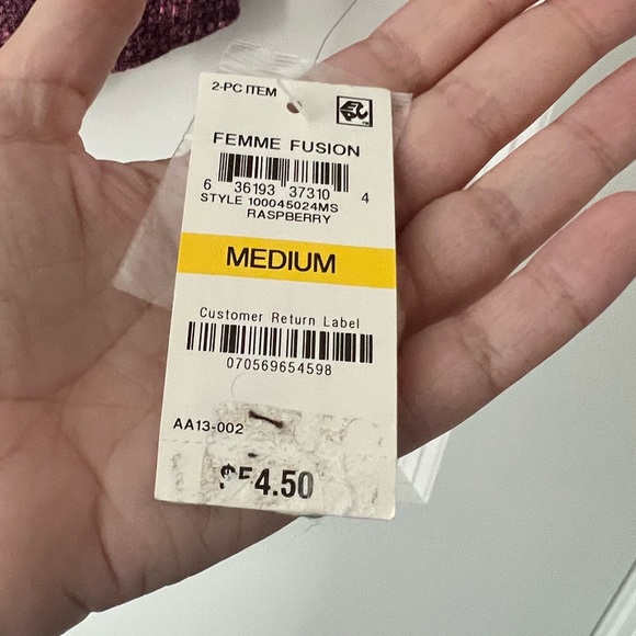 NWT Style & Co Bishop Sleeve Top with Detachable Scarf in Raspberry, Size M - Picture 7 of 9